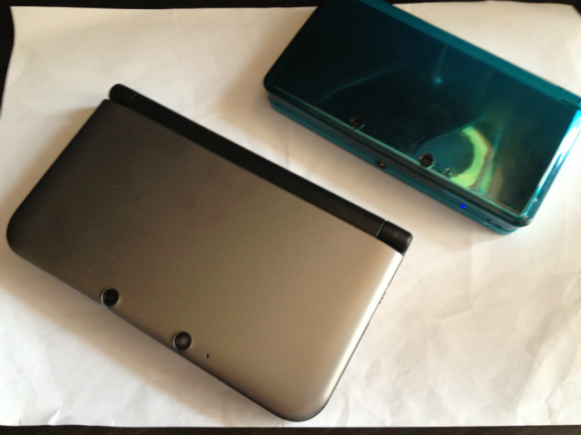 3DS XL To 3DS Comparison - Closed