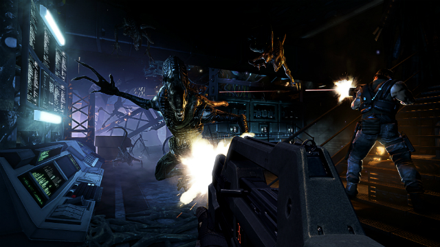 Aliens: Colonial Marines - Alien Lunge