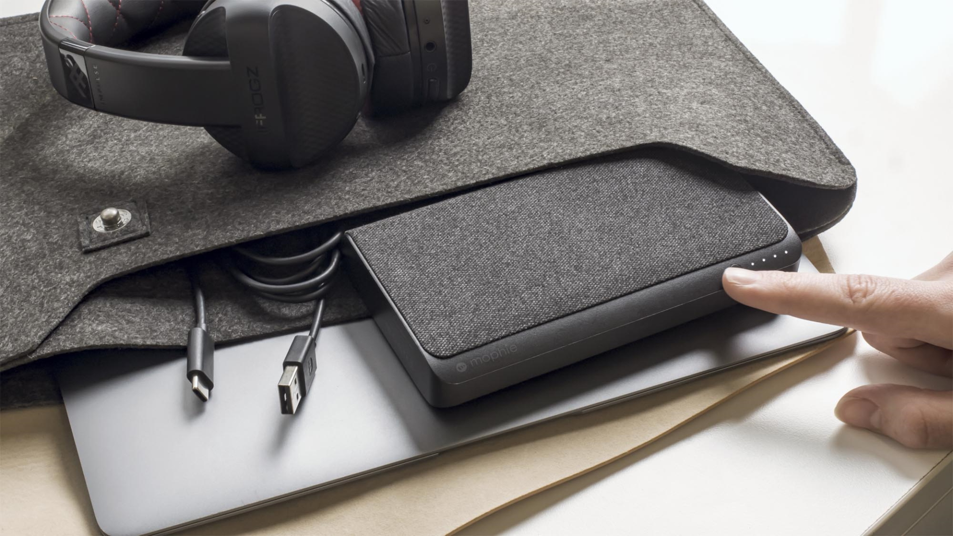 Mophie XXL Charger - USB